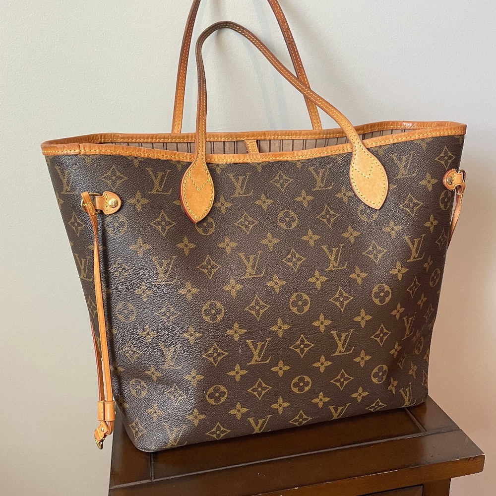 Popular Authentic Louis Vuitton Monogram Neverfull MM